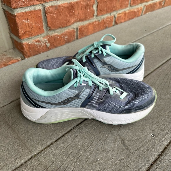 EUC Saucony running shoes - Picture 4 of 8